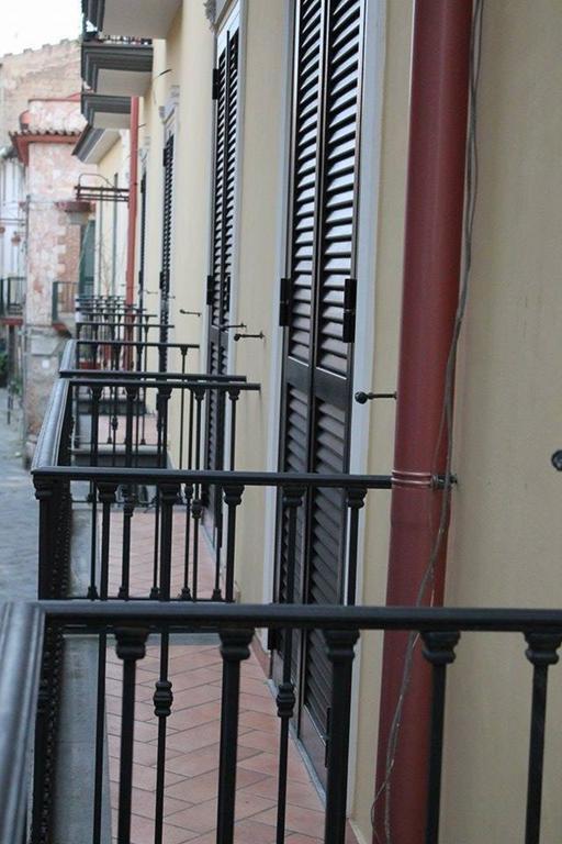 B&B Nola Rum bild